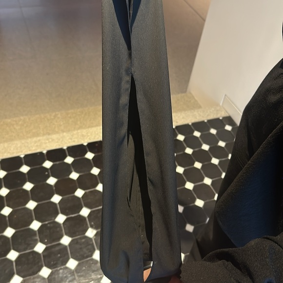 Claudie Pierlot , black above the knee long sleeve with cutout detail. - Picture 4 of 4